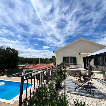 Holiday Home Calma Imotski Exterior photo